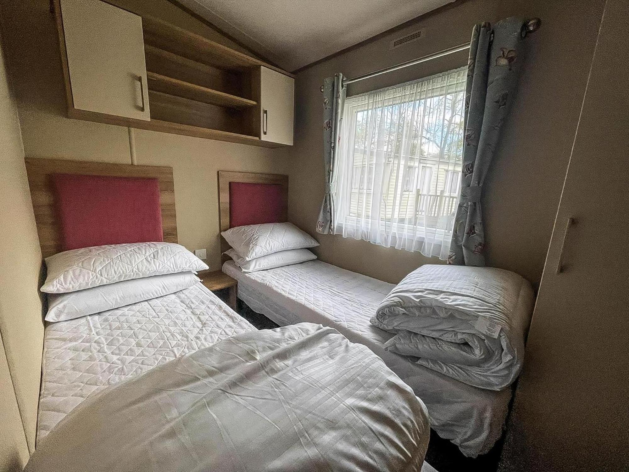 Lovely 6 Berth Caravan With Decking At Carlton Meres In Suffolk Ref 60058M 萨克斯曼德姆 外观 照片